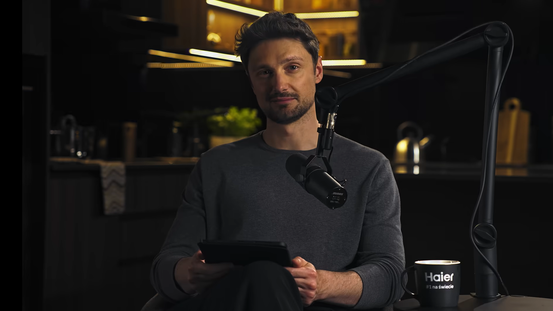 Materiał wideo z opiniami o urządzeniach Haier